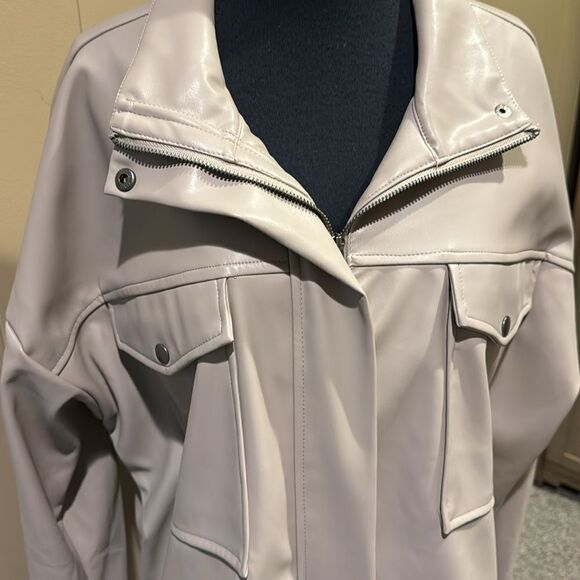 T Tahari light taupe faux leather chest pockets drawstring hem bomber jacket. - Picture 3 of 8